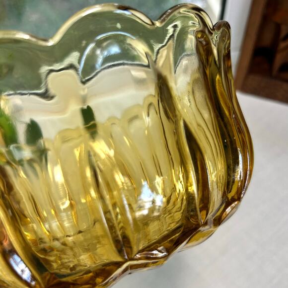 Vintage Amber Glass Serving Bowl – Scalloped Edge with Floral Panel Design - Picture 8 of 11